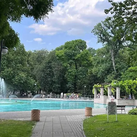 7mins Garden And Center+p Apartman