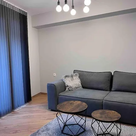 Apartment 7mins Garden And Center+p